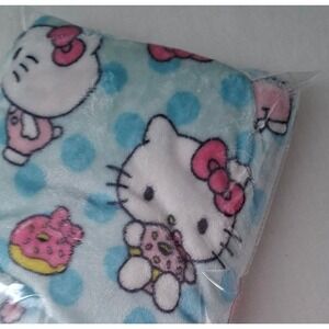 Hello Kitty Blanket